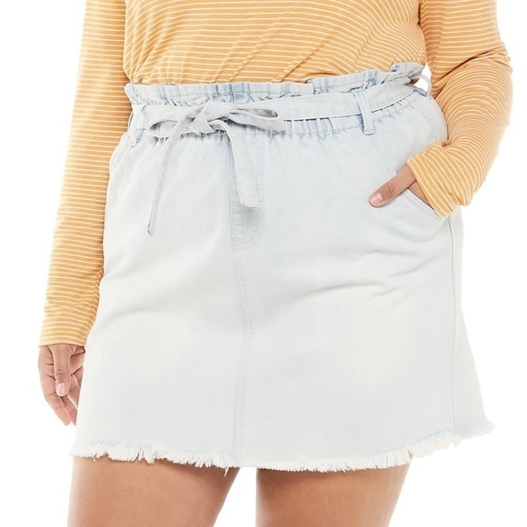 SO Dresses & Skirts - Juniors Light Wash Paper Bag Denim Skirt